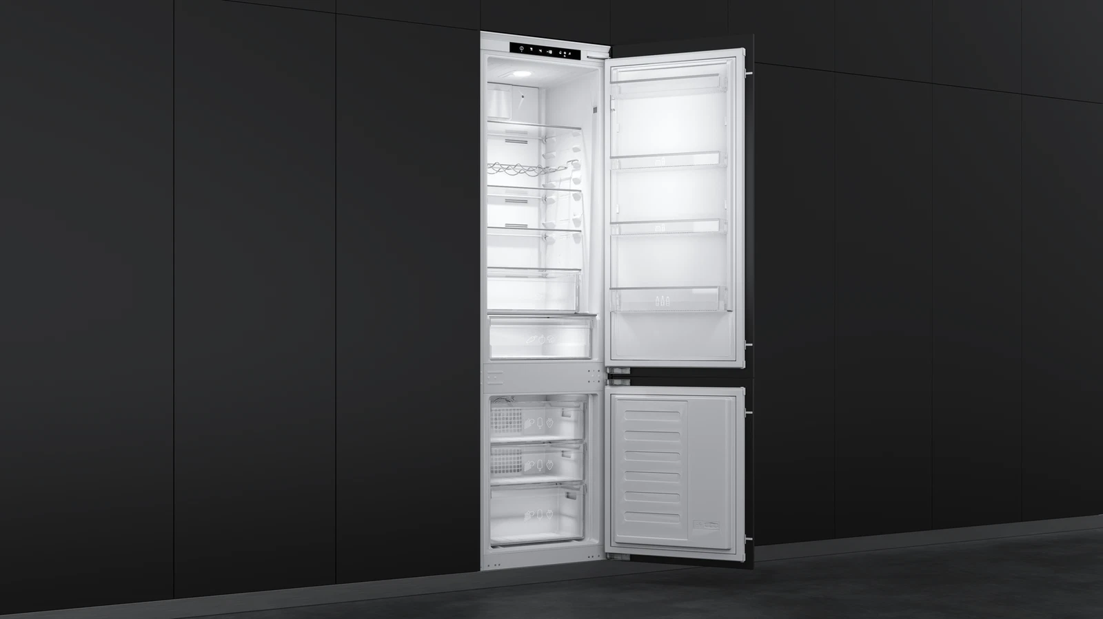 Встраиваемый холодильник-морозильник LongLife No Frost высотой 195 см RBF 77360 FI